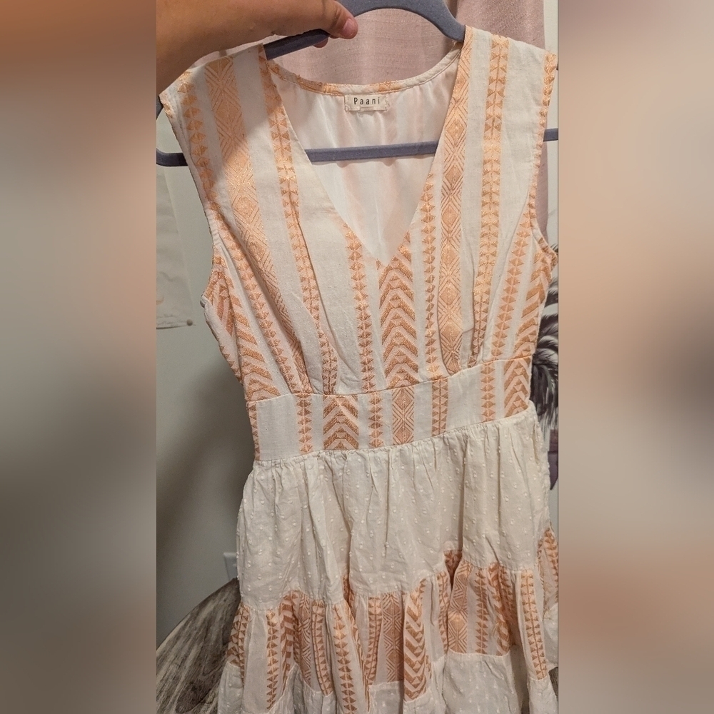 Paani Coral and cream Chevron pattern‎ sleeveless tunic size small
